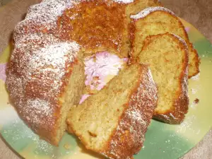Простой яблочный кекс с корицей