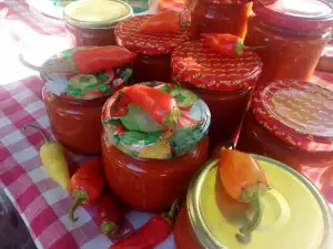 Ленивая лютеница по-деревенски