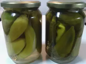 Маринованные острые перчики по рецепту бабушки