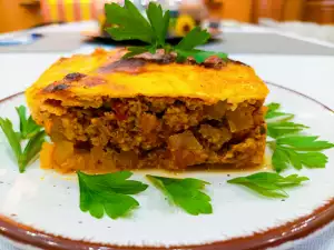 Классическая мусака с картофелем и мясным фаршем