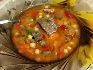 Нут с телятиной в духовке