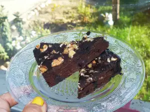 Брауни из нута с черникой