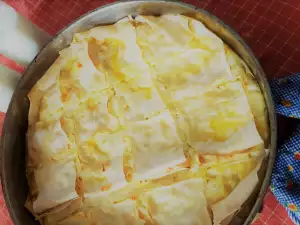 Слоеная баница из теста фило