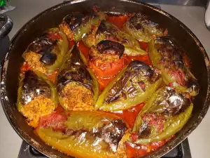 Невероятные перцы с начинкой из мяса и риса