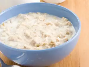 Овсяная каша с молоком