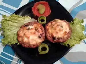 Грибы в мясном фарше