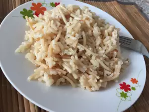 Рис с обжаренной вермишелью