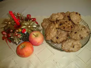 Овсяное курабье с изюмом