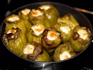 Перцы с начинкой по-деревенски