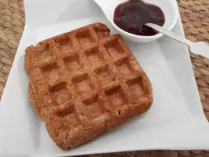 Цельнозерновые вафли с кислым молоком