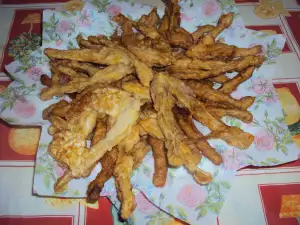 Панированные лягушачьи лапки