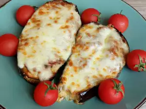 Лодки из баклажана с мясным фаршем
