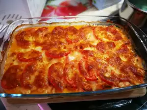 Курица с овощами и сметаной в духовке