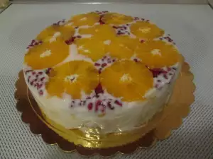 Фруктовый торт с желейным кислым молоком