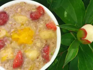 Овсянка с клубникой