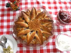 Постный пирог с джемом