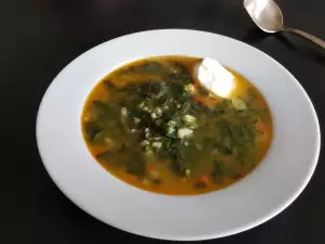 Постный суп со шпинатом