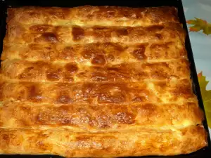 Вкусная прямоугольная баница