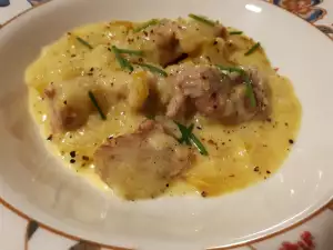 Тушеная индейка с кабачками
