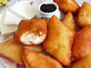 Нарезанные пончики от бабушки