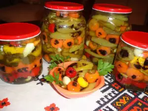 Запеченные жгучие перцы по рецепту бабушки