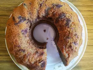 Кекс с клубничным вареньем