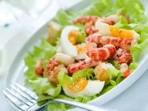 Салат с креветками