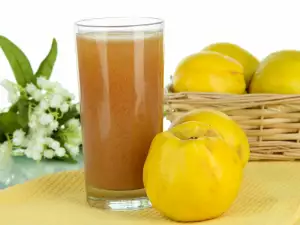 Как приготовить сок из айвы?