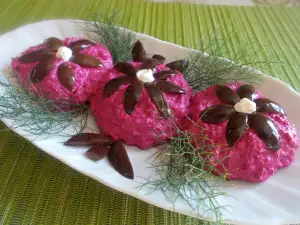 Закуска из творога и свеклы