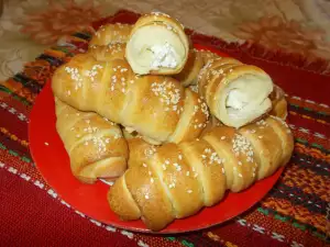 Рогалики с брынзой