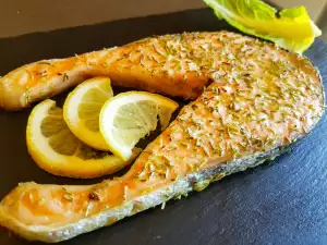 Запеченные стейки из лосося с розмарином