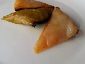 Голубцы в листьях лука-порея