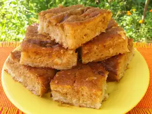 Сладкая баница из теста для кекса