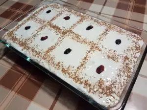 Пирог с печеньем и яблоками