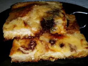 Пирог с кремом и круассанами
