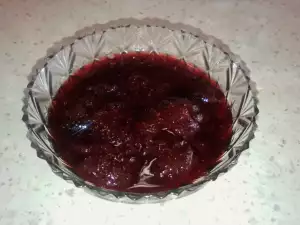 Варенье с цельной клубникой