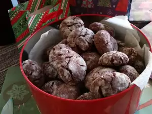 Снежное рождественское шоколадное печенье