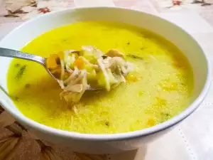Куриный суп с вермишелью и сельдереем