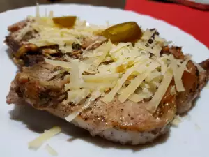 Стейки из свинины с пармезаном