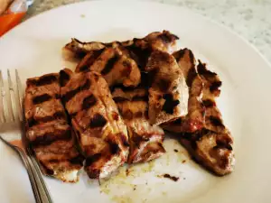 Свиные стейки в медовом маринаде