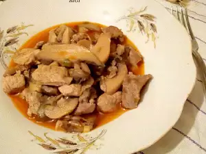 Свинина с грибами