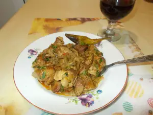 Кусочки из свинины с пивом и луком (Простая закуска к вину)