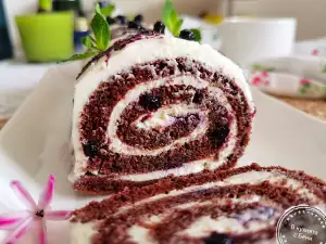 Ролет с черничным вареньем и маскарпоне