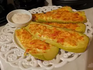Фаршированные кабачки с курицей
