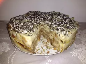 Сочный торт из старого кулича