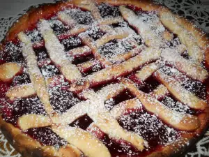Вишневый пай с масляным тестом