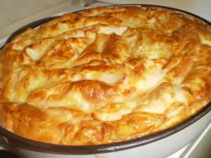 Баница с брынзой и сливочным маслом