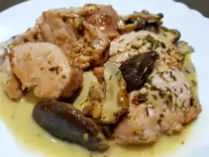 Томленая индейка с грибами