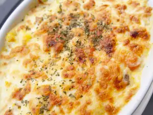 Яйца с сыром в духовке