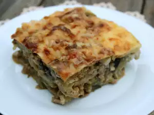 Запеканка с кабачками, баклажаном и мясным фаршем